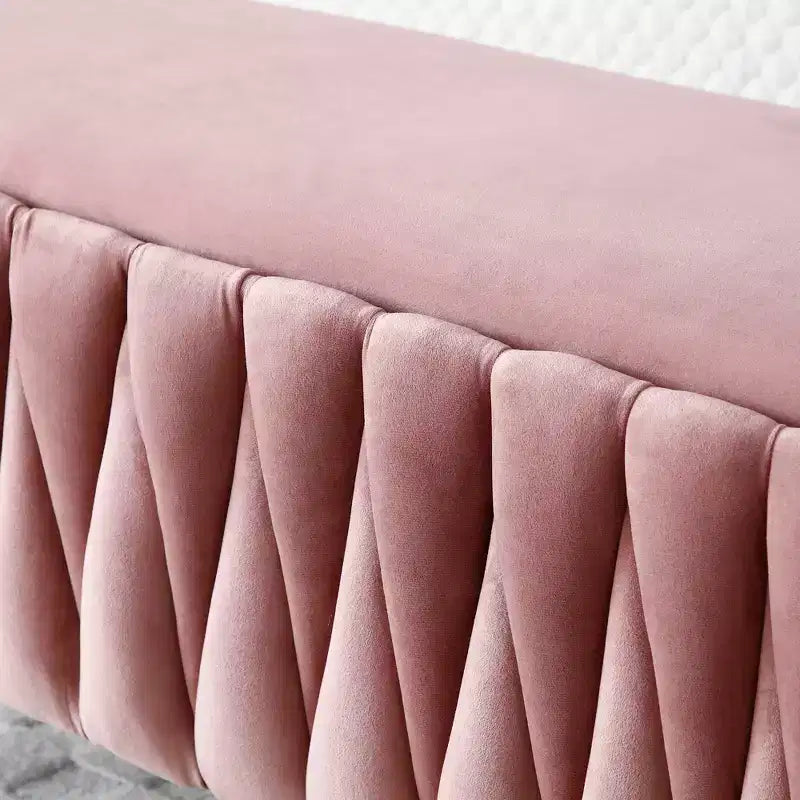 Banc ottoman en velours capitonné