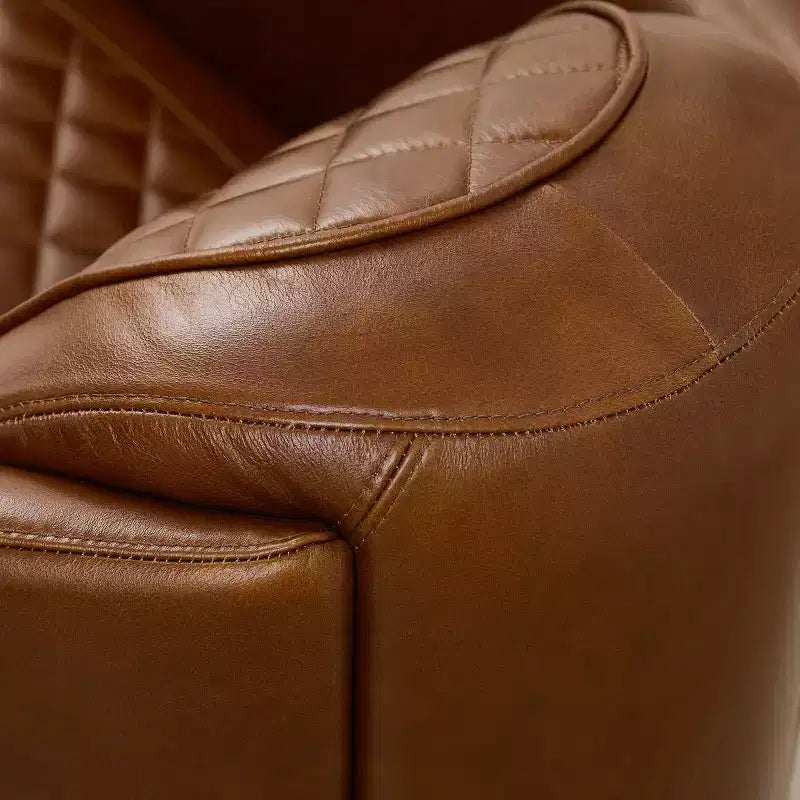 Fauteuil d'appoint en cuir véritable au design matelassé, style Mid-century Modern