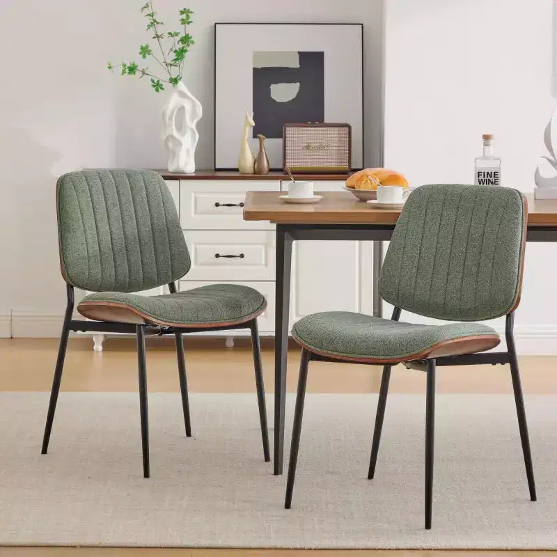Chaise de salle à manger rembourrée moderne du milieu du siècle