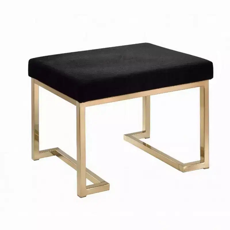 Tissu noir or