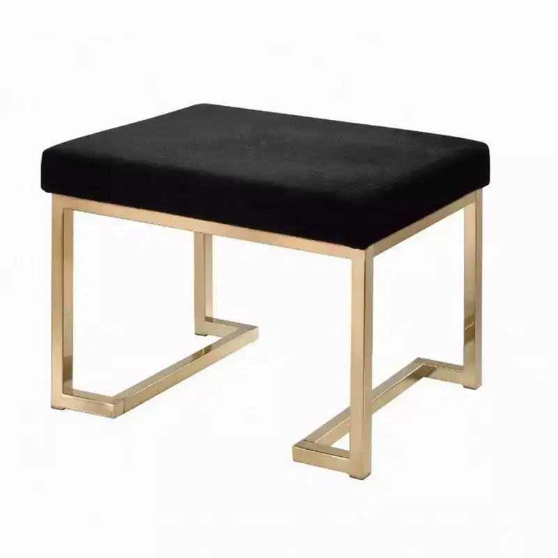 Tissu noir or