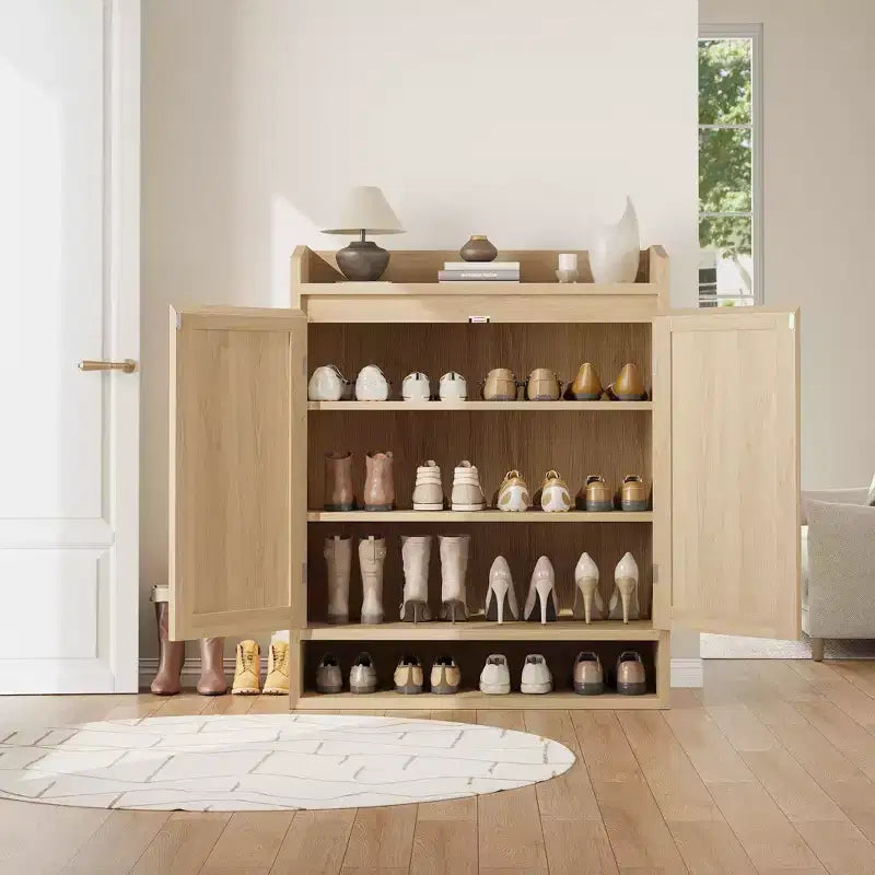 Meuble à chaussures en rotin